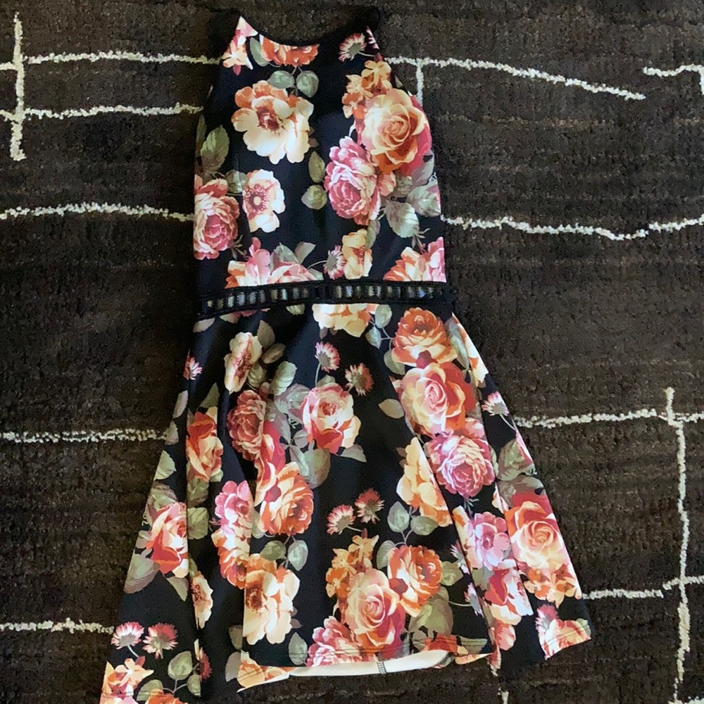 Size 5 Short Floral Dress